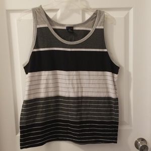 Sleeveless Striped tank top greys